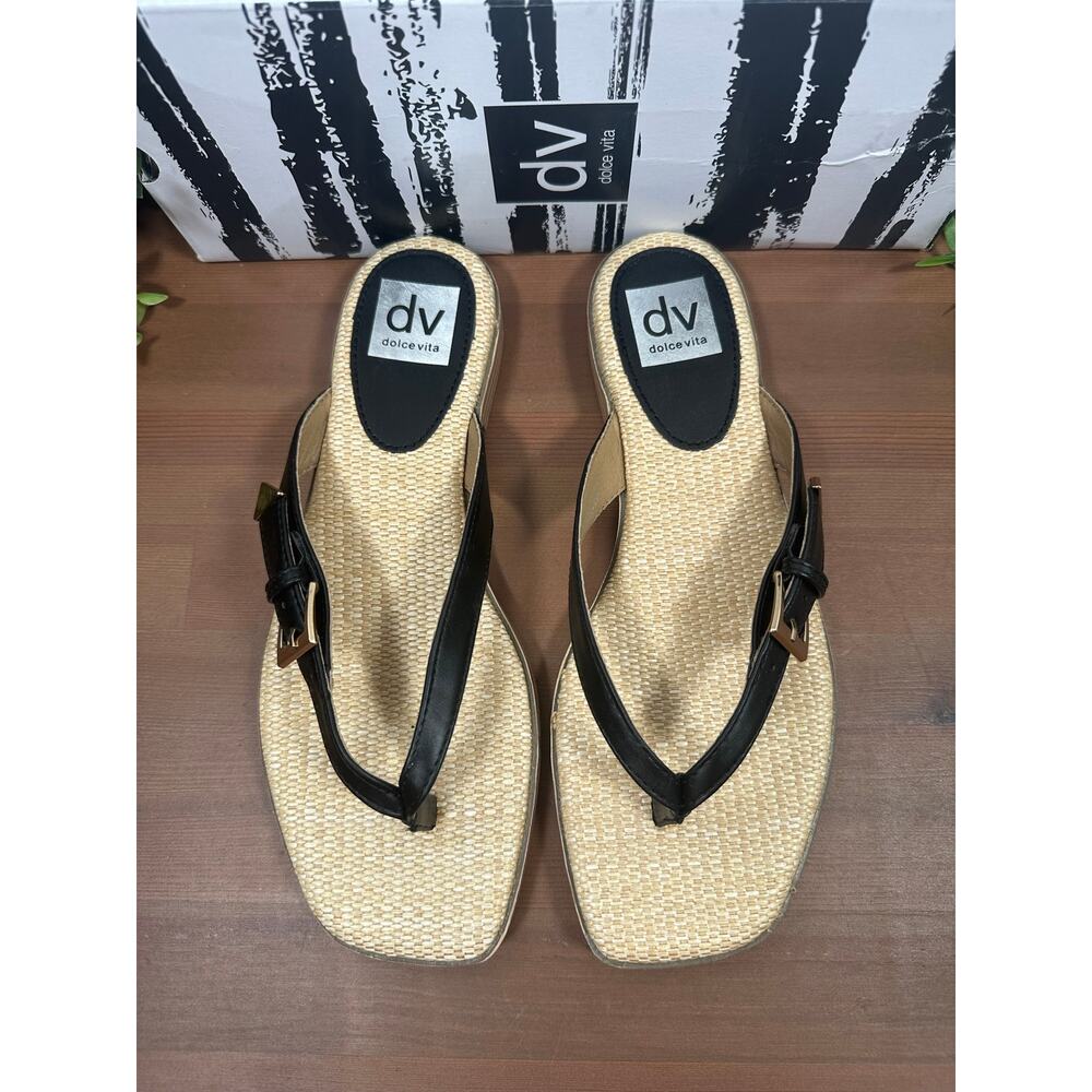 DV by Dolce‎ Vita Women's Myrie Thong Buckle Square Toe Sandals Size 8